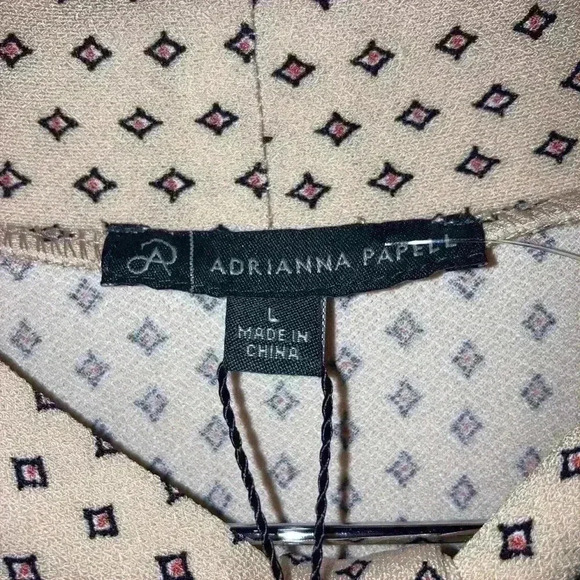 Adrianna Papell Flutter Sleeve Tie Neck Blouse - Picture 7 of 11